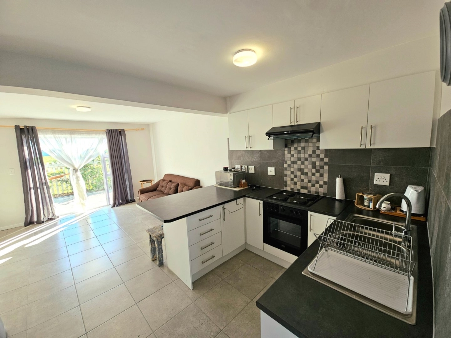 2 Bedroom Property for Sale in Stratford Green Western Cape
